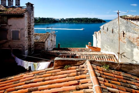 Property building, View (from property/room)