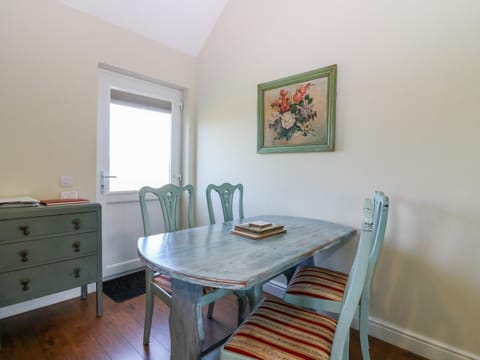 Driftwood Cottage House in Scotland