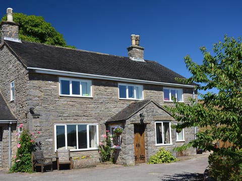 Paddock House House in Staffordshire Moorlands District