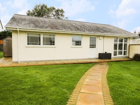 The Bungalow House in Morfa Nefyn