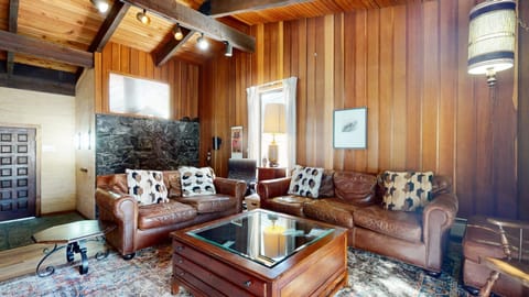 Mammoth West #124 Condo Apartment in Mammoth Lakes