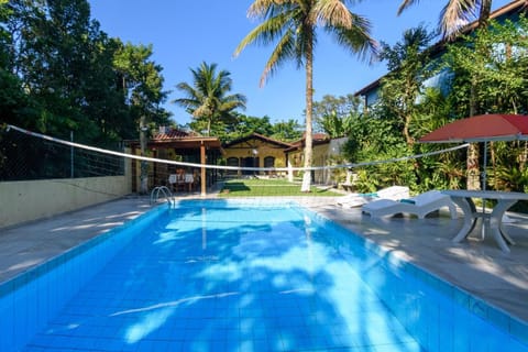 Property building, Garden view, Swimming pool, sunbed