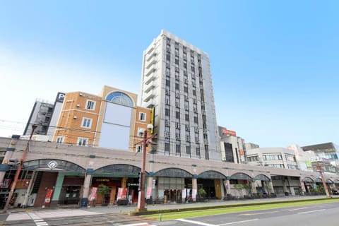 Property building, Day, City view
