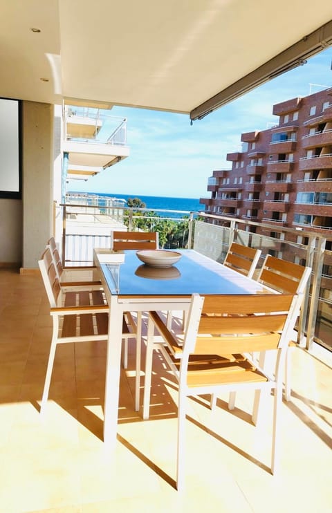 Day, Natural landscape, Balcony/Terrace, Sea view