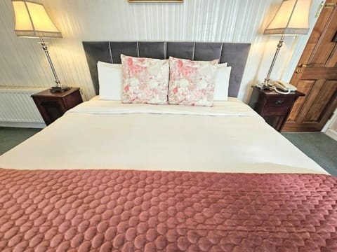 The Glenbeigh Hotel Hotel in County Kerry