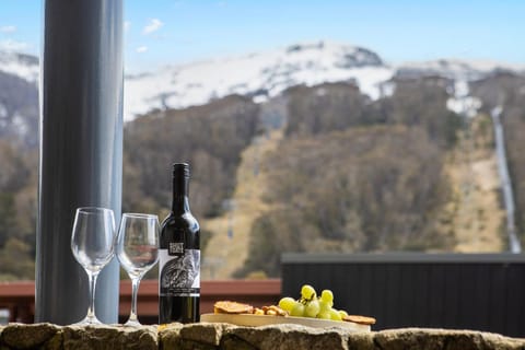 Natural landscape, Balcony/Terrace, Mountain view