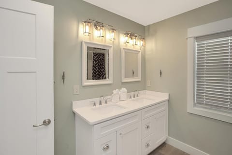 Shore Looks Good by Pristine Properties Vacation Rentals House in Mexico Beach