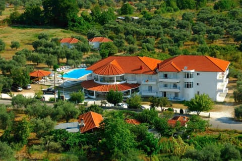 Property building, Natural landscape, Bird's eye view, Parking
