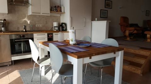 Dining area, Communal kitchen