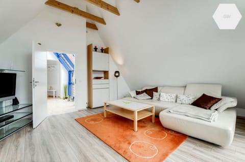 Living room, Photo of the whole room, Decorative detail, Seating area