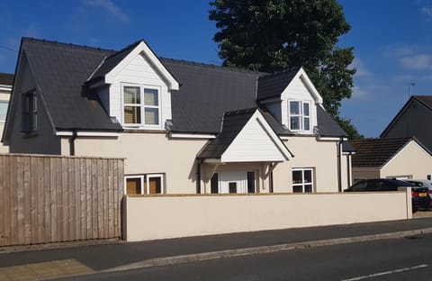 Vineyard Vale Cottage House in Saundersfoot