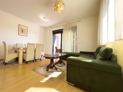 Sea View Apartments Perovic Apartment in Budva