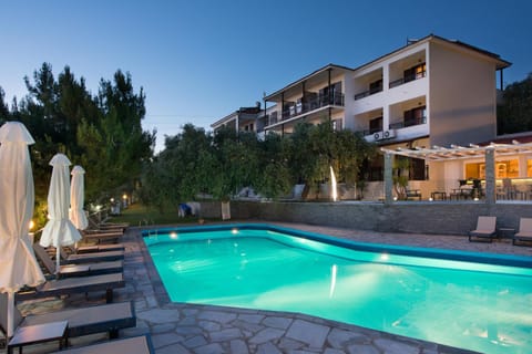 Property building, Night, On site, Swimming pool