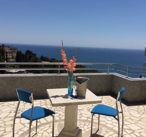 Blue Sky Apartments-Ulcinj, Montenegro Apartment in Ulcinj