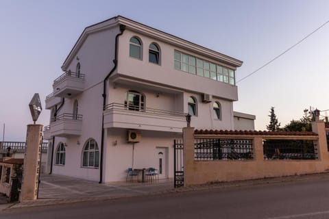 Blue Sky Apartments-Ulcinj, Montenegro Apartment in Ulcinj