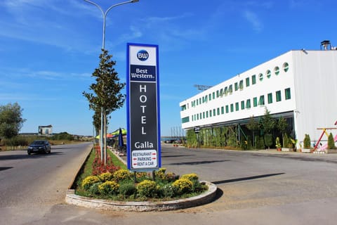 Property building, On site