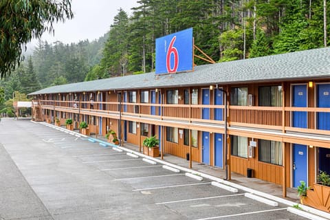 Property building, On site