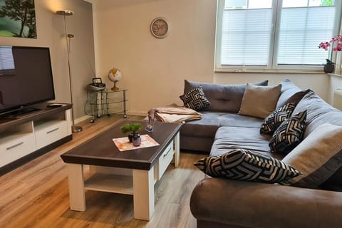 Living room, Photo of the whole room, Seating area