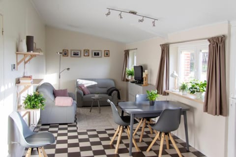 Communal lounge/ TV room, View (from property/room), Seating area, Dining area, Breakfast