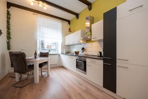 Ferienwohnungen am Matthiasturm Apartment in Ediger-Eller