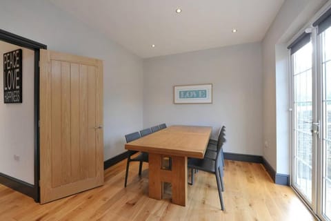 Ravencliff House in Bath