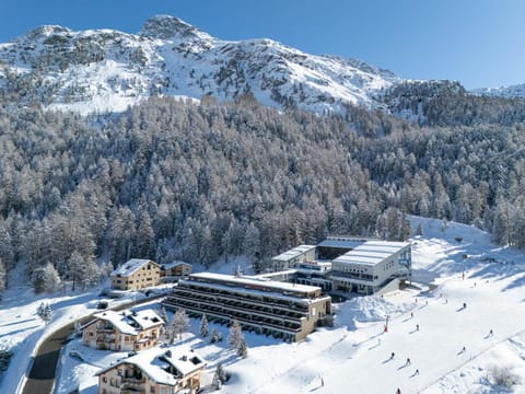 Nira Alpina Hotel in Samedan