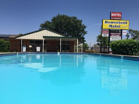 Property building, Swimming pool