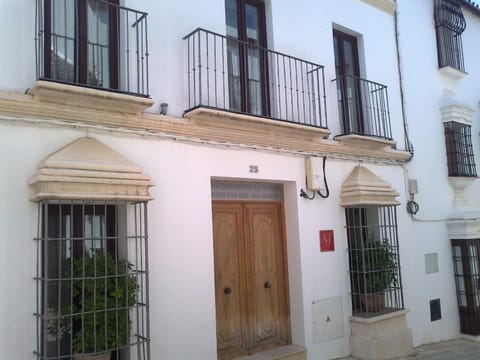 Facade/entrance, Day