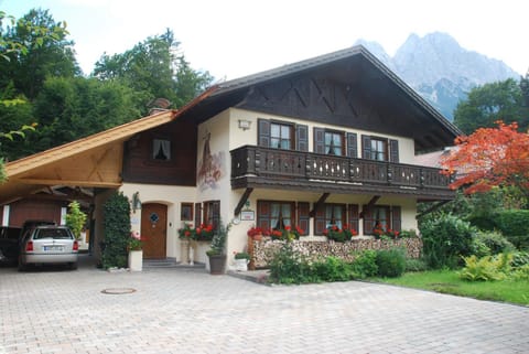 Summer, Text overlay, Certificate/Award