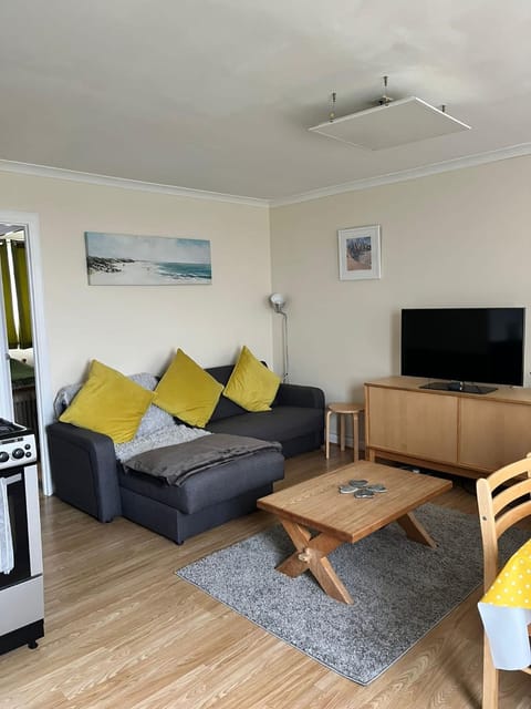 Brambles chine Chalet in Freshwater