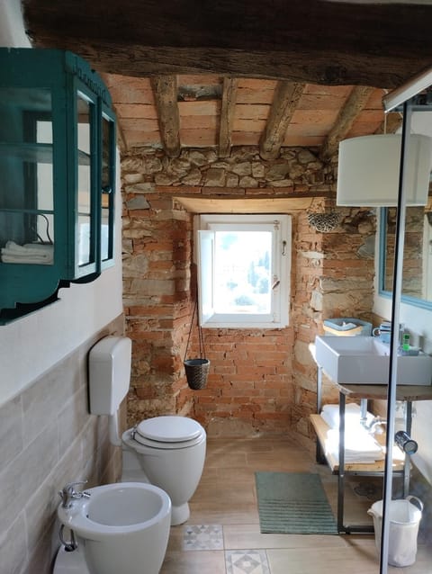 al CAVOUR 21 Bed and Breakfast in Campiglia Marittima