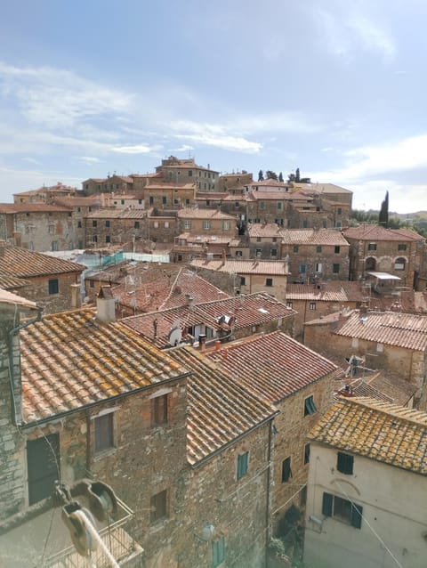 al CAVOUR 21 Bed and Breakfast in Campiglia Marittima