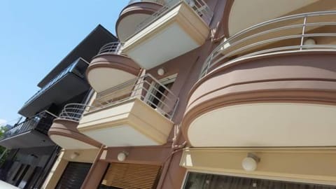 Property building, Balcony/Terrace