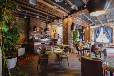 Property building, Seating area, Breakfast