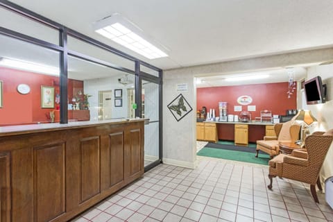 Lobby or reception, On site