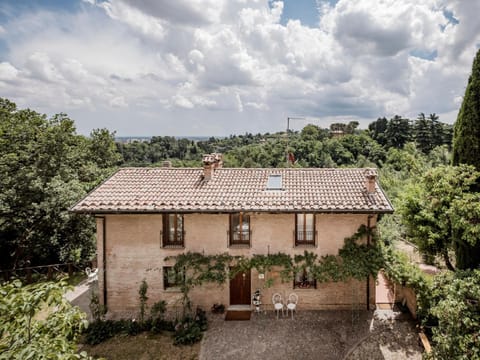 Accademia al Colle Apartment in Bologna