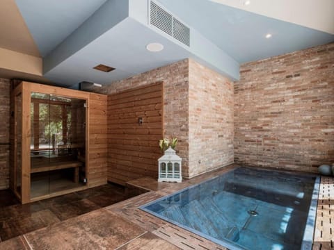 Accademia al Colle Apartment in Bologna