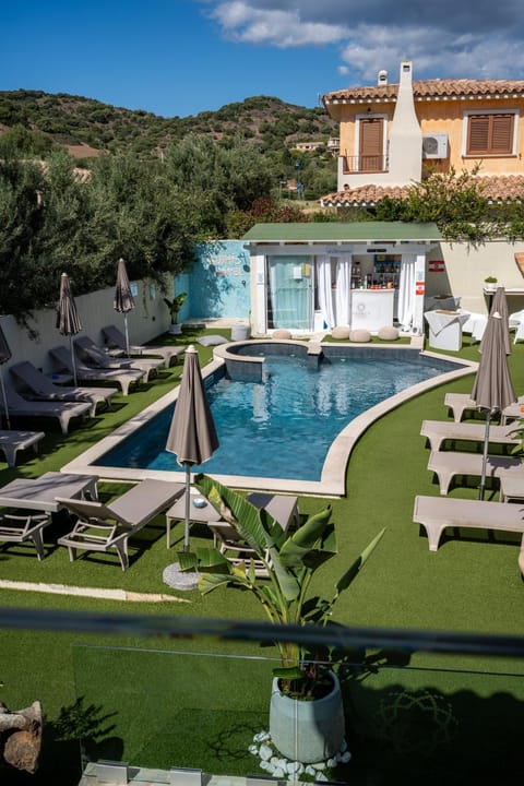 Pool view, Swimming pool