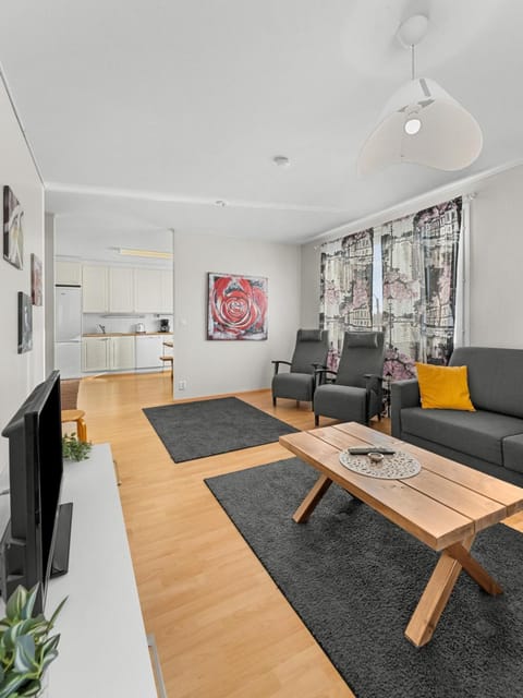 TV and multimedia, Kitchen or kitchenette, Living room