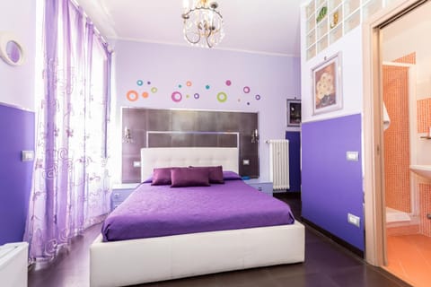 Other, Photo of the whole room, Bedroom