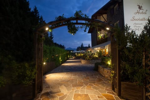 Facade/entrance, Sunset