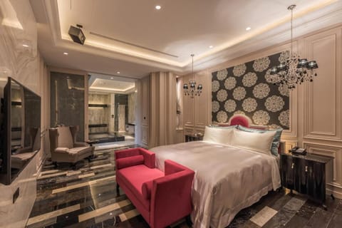 Bed, TV and multimedia, Photo of the whole room