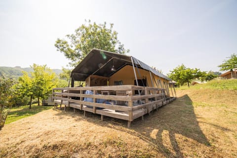 Property building, Natural landscape, Mountain view