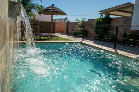 Massage, Swimming pool