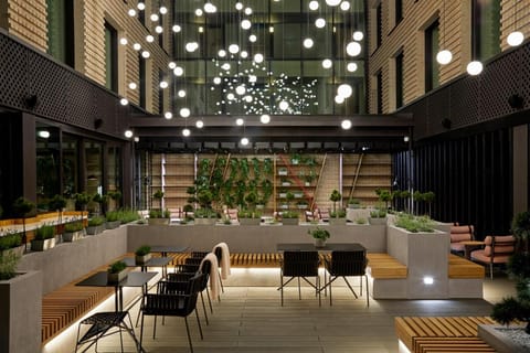 Patio, Restaurant/places to eat