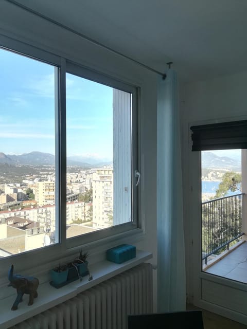 Appartement Lumineux Vue Panoramique Apartment in Ajaccio