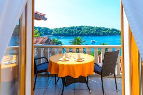 Balcony/Terrace, Seating area, Sea view