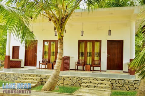 Property building, Garden view