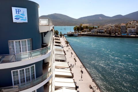 Property building, Restaurant/places to eat