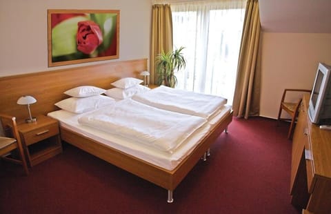 Day, Photo of the whole room
